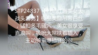 高挑白皙御姐美少妇，卧室中打地铺啪啪做爱，解锁超多姿势