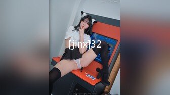 【新速片遞】呆萌超嫩美少女！新人初下海！全裸居家自慰，特写视角震小穴，爽的低低呻吟，干净紧致粉嫩美穴