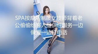 卷发冷艳小美眉