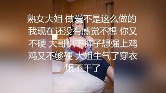 搓澡工新出,趁周围没人,喂客人鸡巴吃