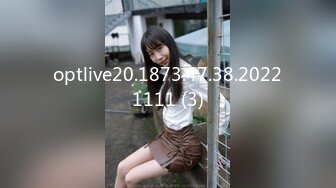 STP32347 爱豆传媒 ID5343 女装大佬混住单身女舍 灵枝