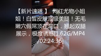 【重磅核弹】大神小黑屋最新骑马抽插 鞭打 女奴双女奴互舔 69 (1)